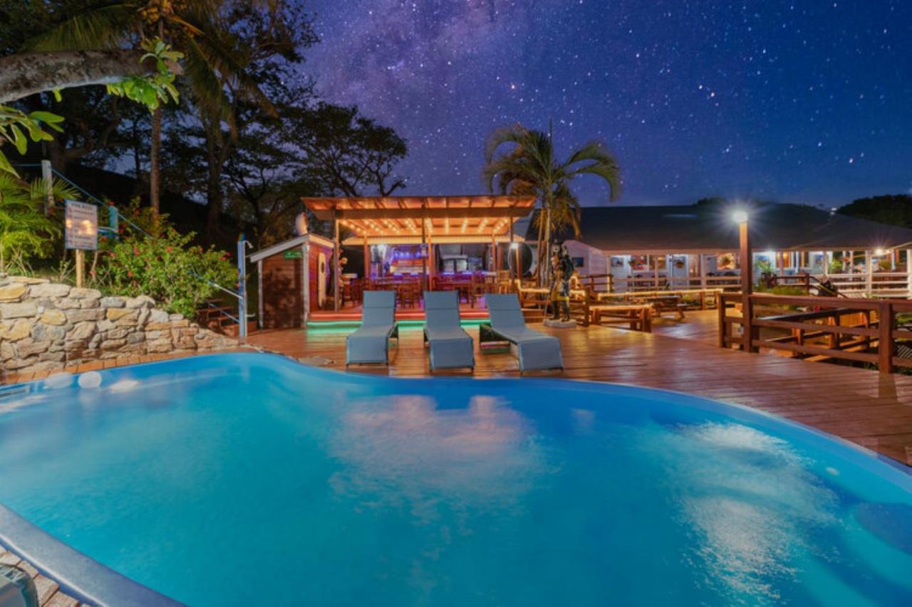 Hotel And Dive Center Roatan Yacht Club French Harbour Extérieur photo