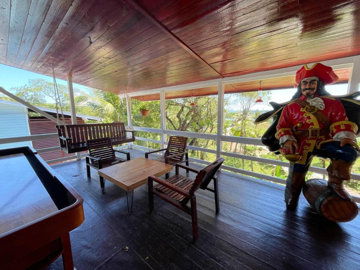 Hotel And Dive Center Roatan Yacht Club French Harbour Extérieur photo